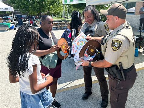 Families debate Cook County Sheriff Inmate Search data accuracy issues 32