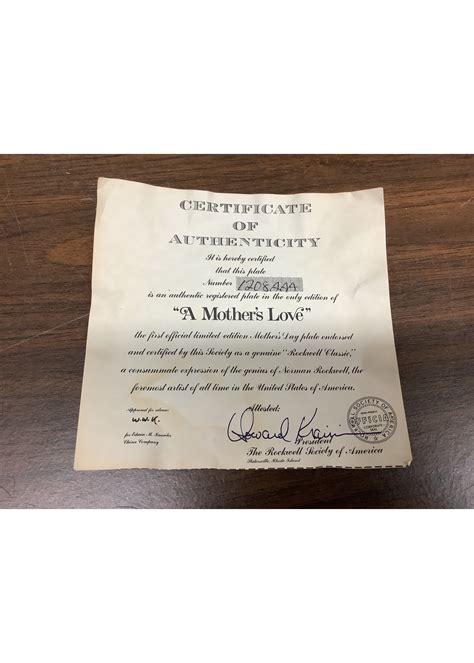 The Bradford Exchange Collectors Plate (1976) ?A Mother?s Love? Nr