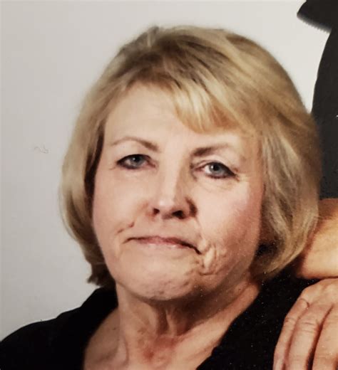 Obituary and Life Tributes for Beverly Stoddart