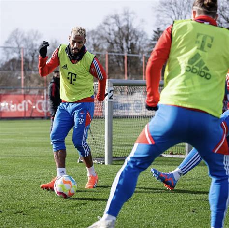 Niklas on Twitter RT Mr choupo Cest le travail qui paye çadonne