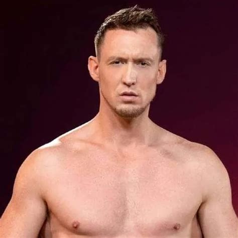 Vigorous Pierce Paris Fucks So Hard The Insatiable TS Nympho Bambi Bliss Shemale Porn XHamster