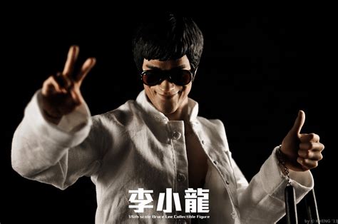 MY HOT TOYS COLLECTION PHOTOGRAPHY A Perfect Version For Hot Toys DX 04 Bruce Lee Smiley Face