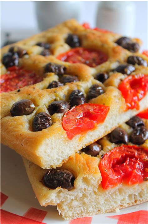 Ricetta Focaccia Con Olive Leccino Pomodoro E Origano Ficacci Olive Co