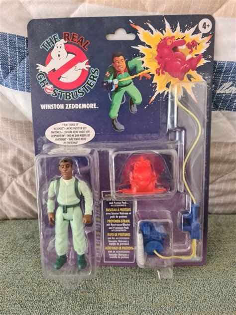 Brand New Hasbro Ghostbusters Ghostbuster Kenner Classics The Real