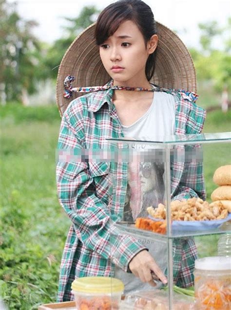 Ảnh đời thực khó tin của những hot girl bán hàng rong hot nhất phim Việt