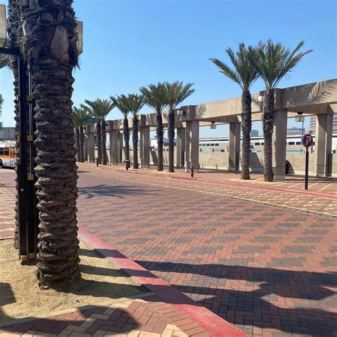 Electric fleets will soon replace every Flyaway bus LAX 7