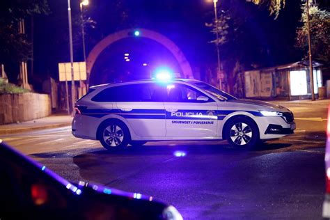 Slobodna Dalmacija Policajac Pijan Skrivio Prometnu U Slavoniji Bore