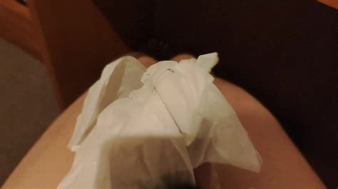 ティッシュに射精 Pornhub Gay