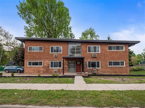 4005 W 13 Mile Rd Royal Oak, MI 48073 - Multi-Family Property for Sale