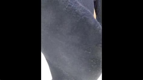 男の娘が紺色の靴下を履いて誘惑する Pornhub Gay