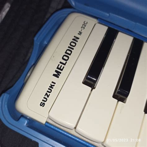 Suzuki M 32C MELODION ALTO Melodica Melody Piano 32 Keys With Case