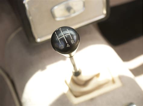 Car Porn A Stylish Aston Martin Db Airows