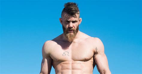 Omg He S Naked Norwegian Mma Fighter Emil Valhalla Meek Omg Blog