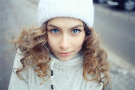 Premium Photo Portrait Of A Beautiful Blonde Winter Outside