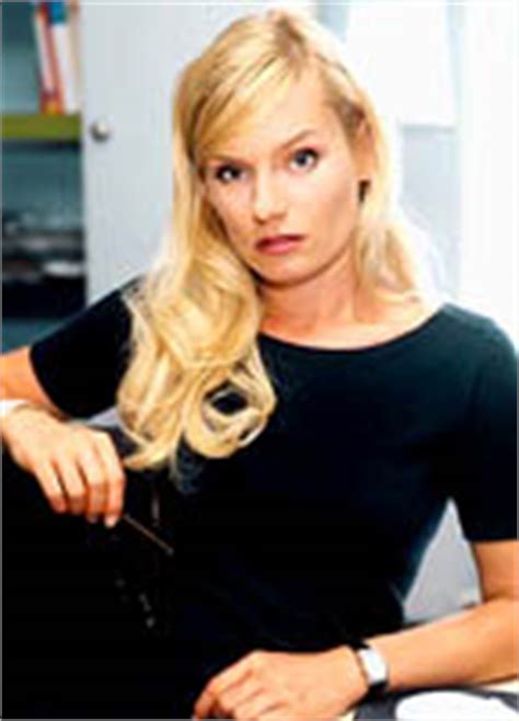 Naked Angela Ascher in Das Büro