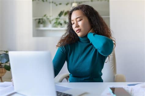 Premium Photo Feeling Exhausted Frustrated Asian Woman Looking