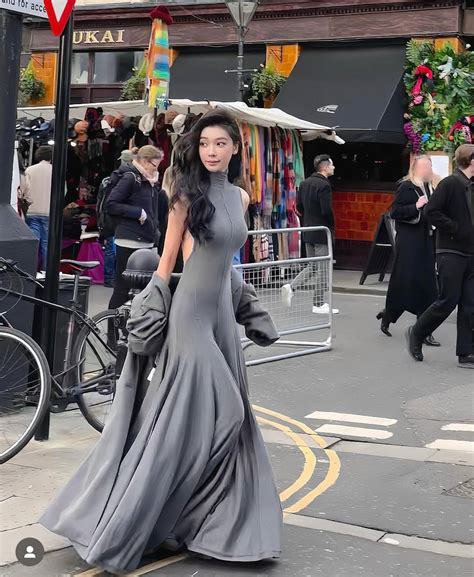 Hot Girl X Trung T Ng B Cam Th Ng H I Gi C Ng Th T B I Tr C Ng K Nh Getty Images