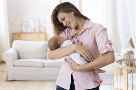 Cuidados esenciales Qué precauciones se deben tomar con un bebé