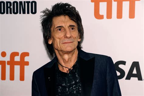 Ronnie Wood: Roller Stone Guitarist Reveals Cancer Diagnosis | TIME