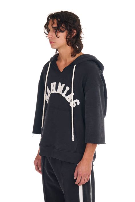 how to cut a hoodie neck 1