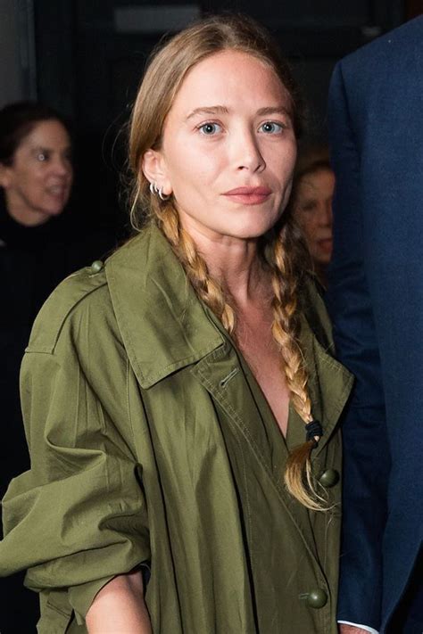 Olsens Anonymous: How To Get Mary-Kate Olsens Simple Go-To Hairstyle