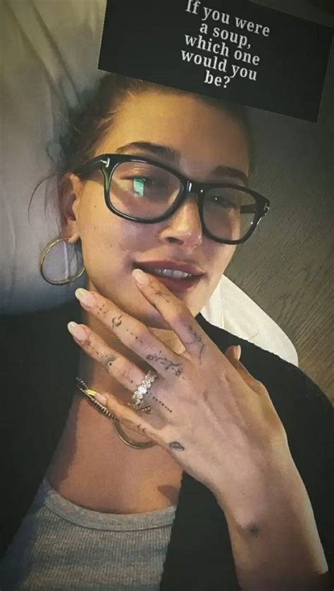 Pin By Isabela On Hailey Bieber Hand And Finger Tattoos Finger