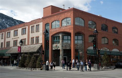King Edward Hotel in Banff, Alberta, Canada image - Free stock photo