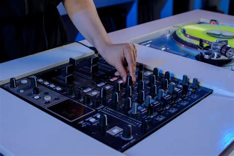 Dj Mischpult Bilder - Kostenloser Download auf Freepik