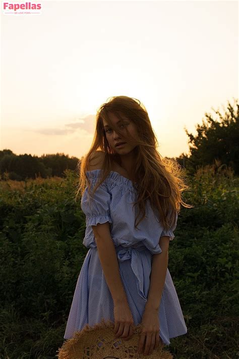 AnnUmbird Aka Umbird Nude Leaks OnlyFans Fapellas