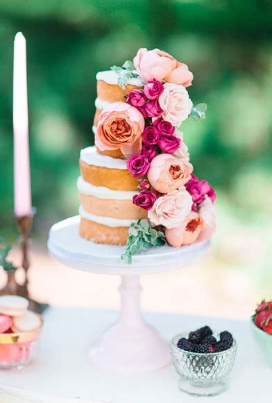 Naked Cakes Qui Vont D Shabiller Votre Pi Ce Mont E Mariage