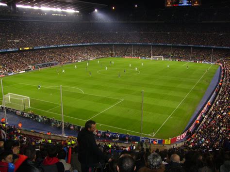 Fichier:Camp Nou 5 12 2006.JPG — Wikipédia