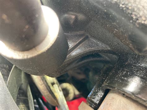 Oil leaking onto the headers | 675.cc • Triumph 675 Forum