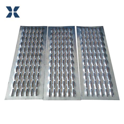 Shandong Xinruilian Pipeline Equipment Co., Ltd.