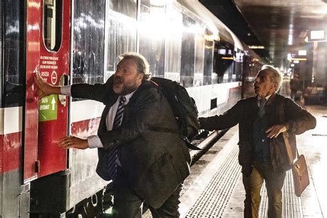 Tutti A Bordo Il Film Per Scoprire Litalia In Treno