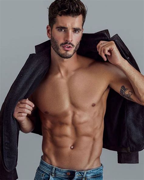 Hot Dudes Good Mood On Twitter Rt Hard Files