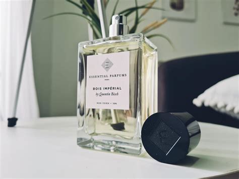 Bois Impérial Essential Parfums аромат — новый аромат для мужчин и ...
