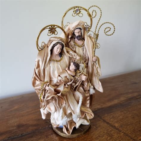 Sagrada Fam Lia Nude Dourado Bazar Do Rema