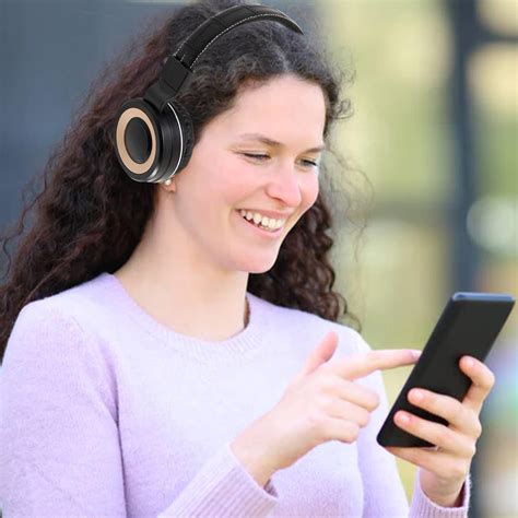 Noise Cancelling Headphones Over Ear Bluetooth Headphones Wireless Headset With Built In Mic