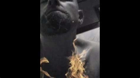 毛茸茸的熊着火了 Pornhub Gay