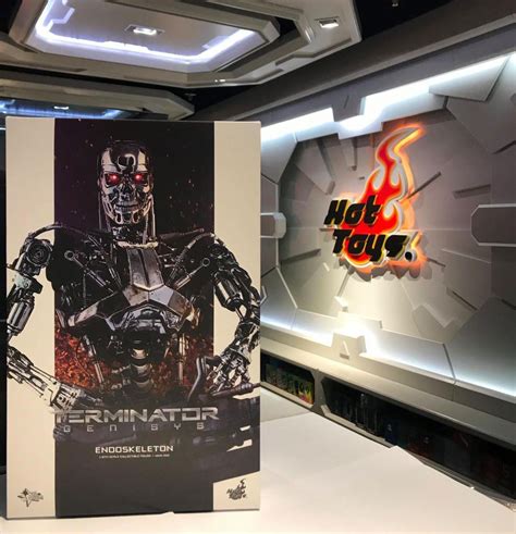一堆開倉大減價 真全新 hottoys 未來戰士 真 未開 骨 T800 T骨 mms352 Terminator qs002 Hot Toys MMS352 Terminator