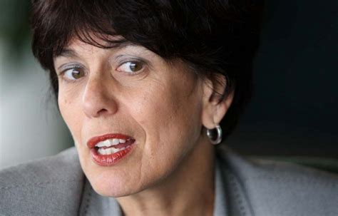 Courchesne fait marche arrière: les congés fériés seront dans le