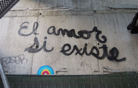 Cant Fight The Moonlight El Amor