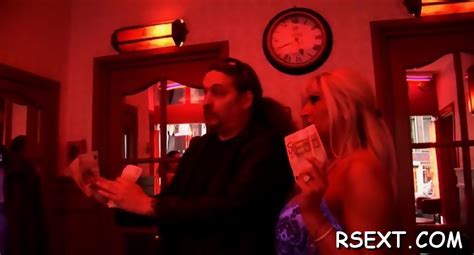 Delectable Blonde Bimbo Gets Banged