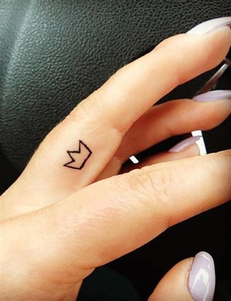 21 Best Small And Minimalist Tattoos That Are Absolutely Adorable