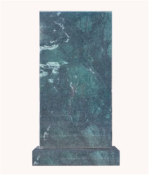 Зеленый памятник на могилу — памятники зеленого цвета в Москве и области