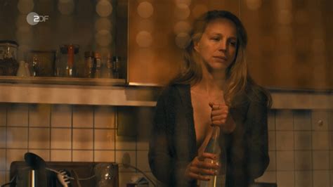 Nude Video Celebs Petra Schmidt Schaller Nude Mord In Der Familie Der Zauberwurfel S E