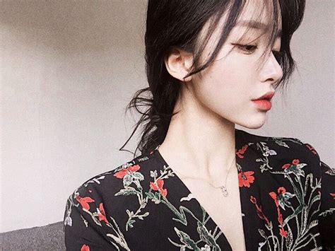 kiểu làm đẹp bạn nhất định nên áp dụng vì các hot girl châu Á đang diện ầm ầm rồi