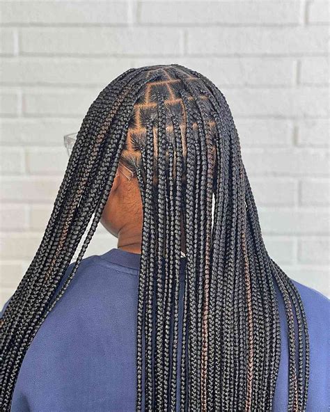 Small short box braids styles are taking over social media this week 21