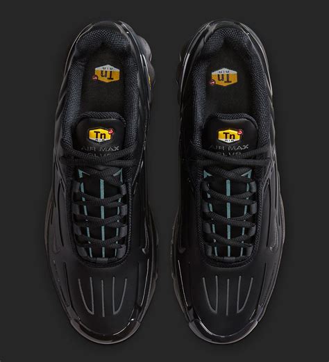 Nike Air Max Plus 3 "Triple Black" Turns Up in Leather | HOUSE OF HEAT