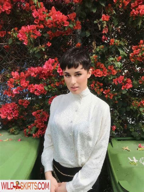 Olive Glass Oliveglass Nude OnlyFans Leaked Photo